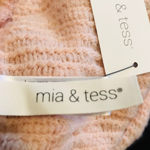 Pale Pink Rose Poncho Shawl NWT - Picture 7 of 8